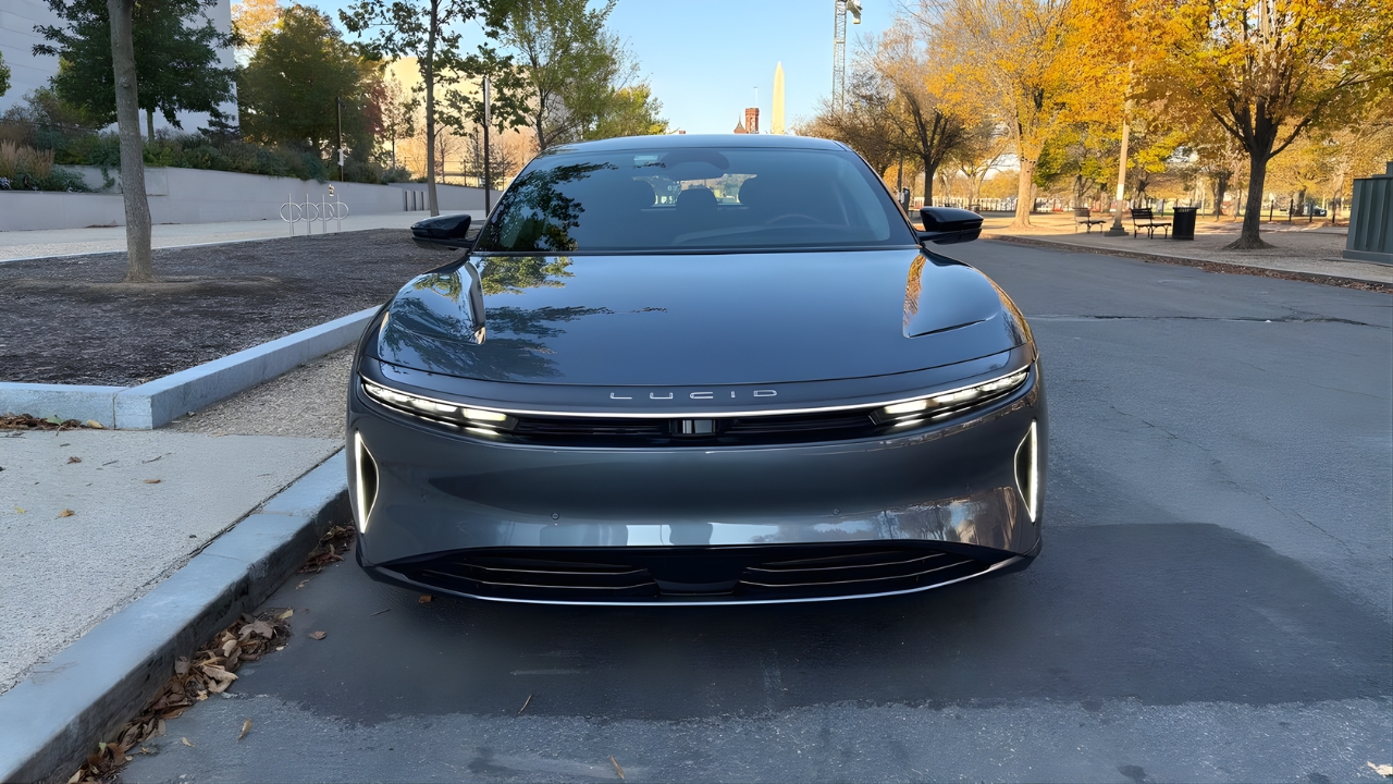 2026 Lucid Air – Ultra-Long Range Meets High-Performance Luxury